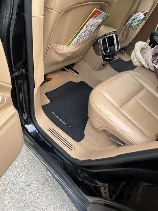 Стелки за Porsche Cayenne 2010 - 2018 по поръчка