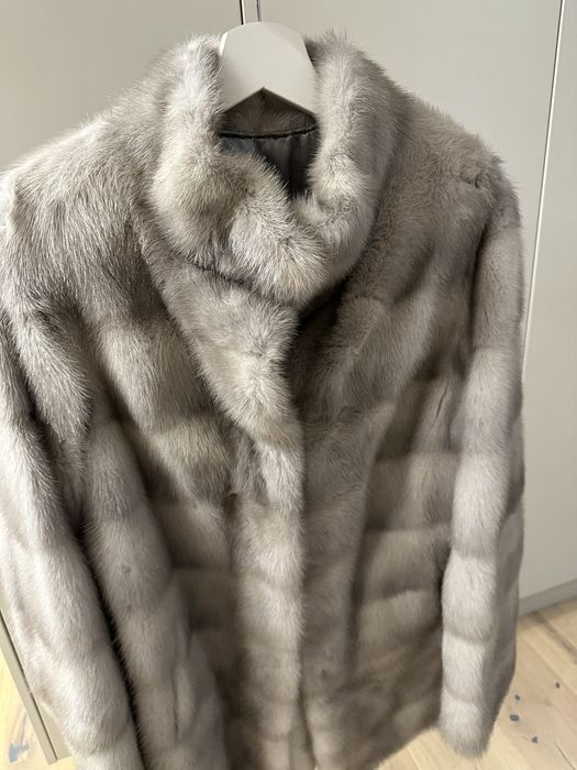 Vand haina noua blana naturala vizon