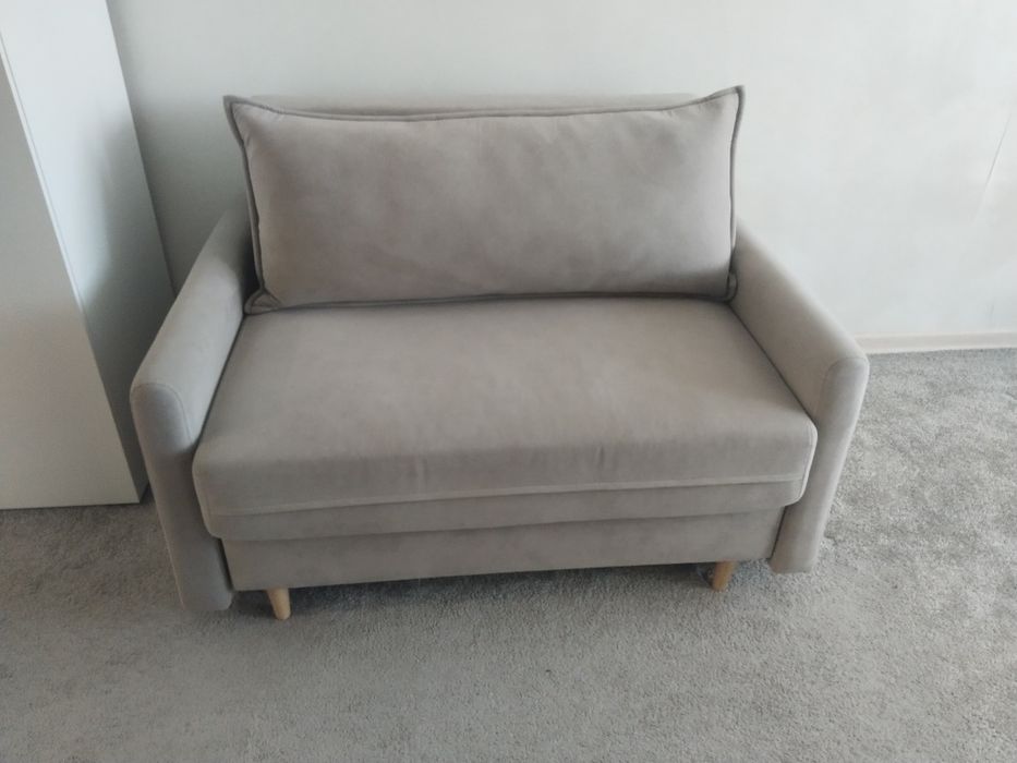 Продам диван , самовывоз