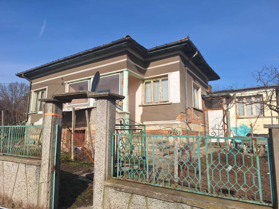 Продава се Къща в с. Градец, Област Видин - 120 кв.м за 213 €/кв.м - Снимка #1