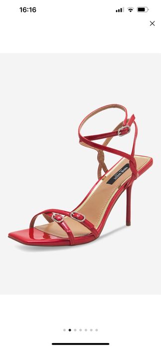 Дамски сандали на ток