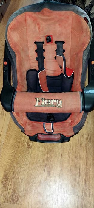 Детско столче за кола