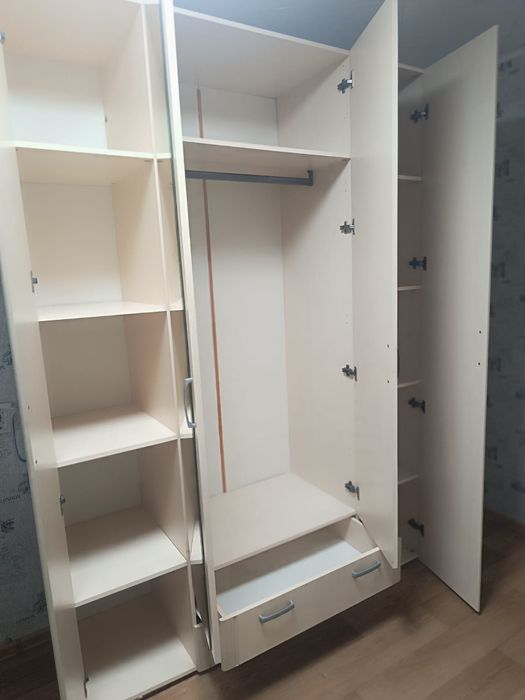 Шкаф б/у в хорошем состоянии