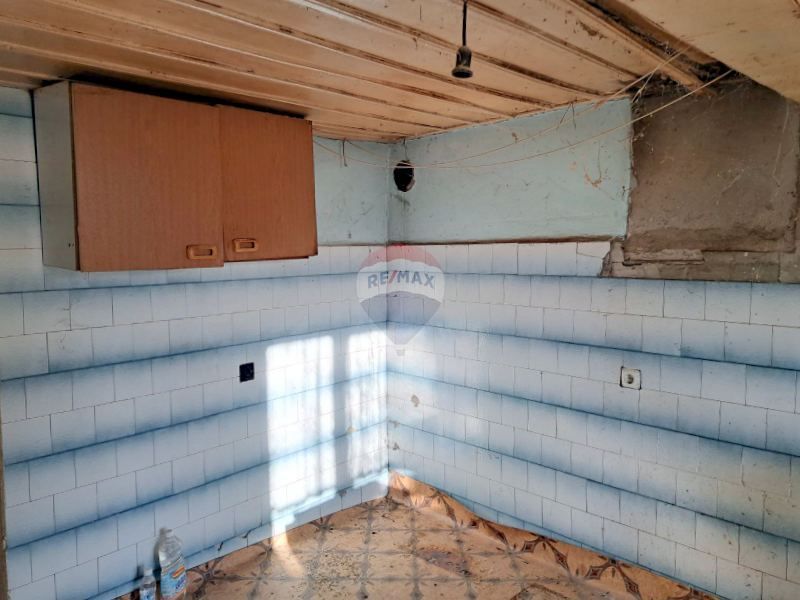 Продава се Къща в с. Светлен, Област Търговище - 120 кв.м за 184 €/кв.м - Снимка #11