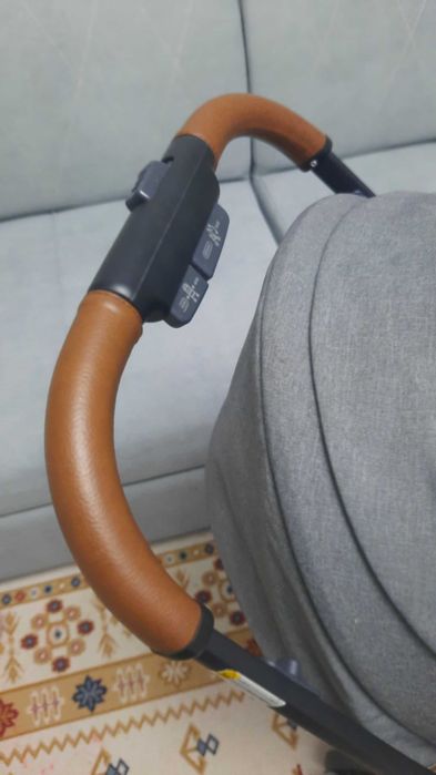 Срочно продам коляску