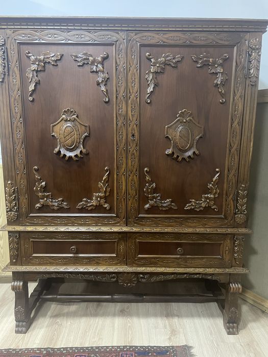 Продам мебель для столовой