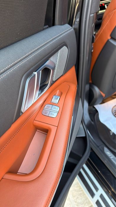 BMW X7 xDrive 40i 2020 год