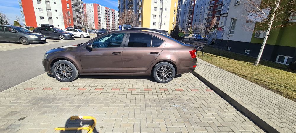 SKODA Octavia 2013 — imagine 2