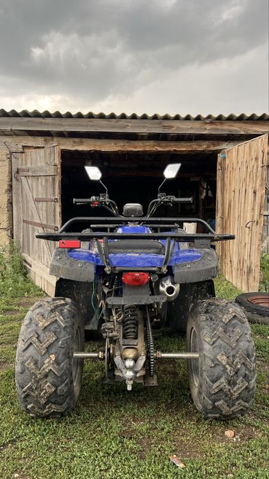 продаю квадроцикл 200куб
