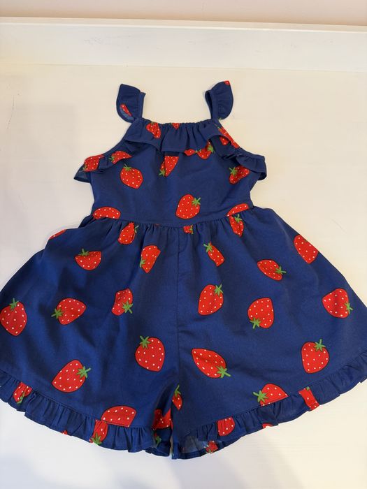 Set hainute fata Next