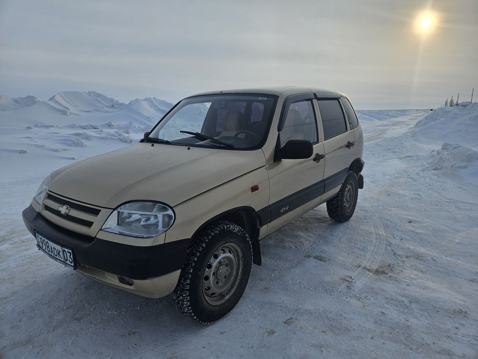 Продам ниву CHEVROLET
