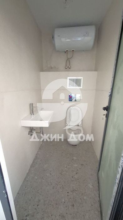 Офис в луксозна сграда в гр. Несебър