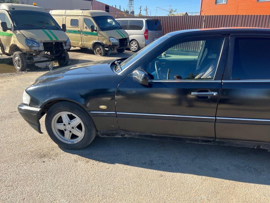 Мерседес W202 C180