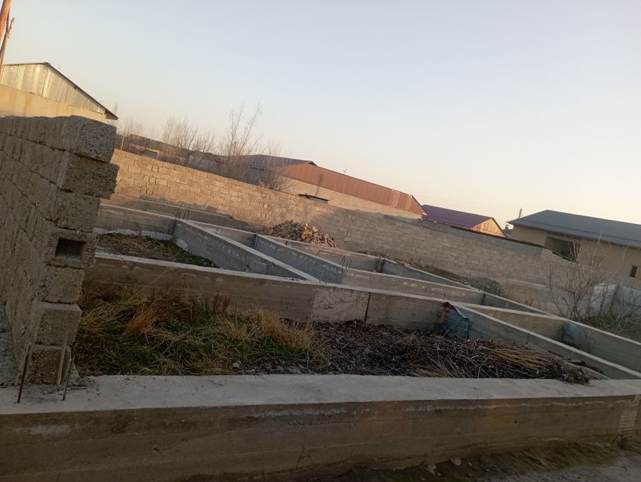 Участка  сотилади