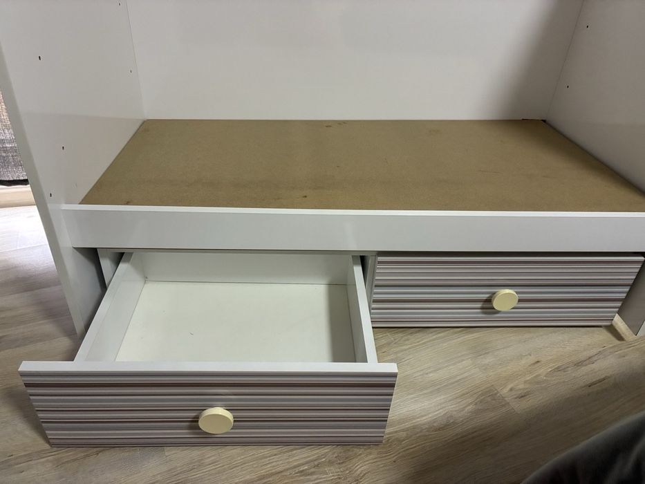 Дървена детска кошара