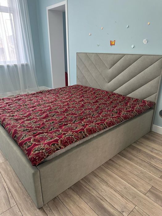 Продам кровать 180*200