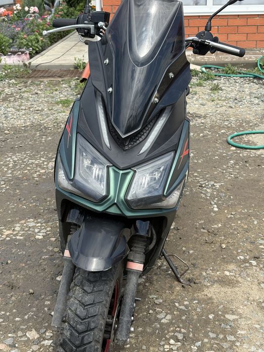 Продам скутер 150сс