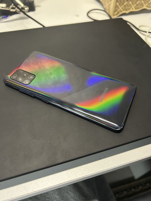 Samsung a51      .