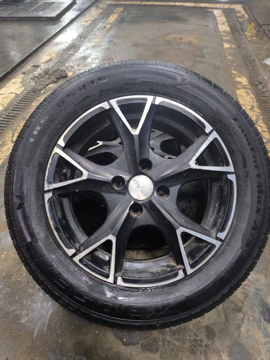 Продам диски с резиной