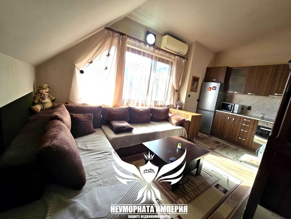 Под наем двустаен апартамент - двуетажен с площ от 63кв.м. на 4 етаж в гр.Асеновград кв.Стадиона