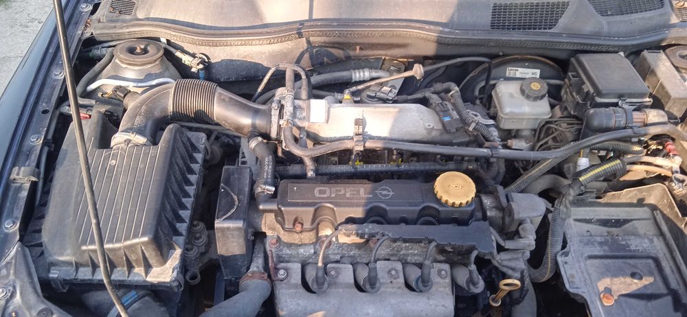Opel astra g 1,6 benzina