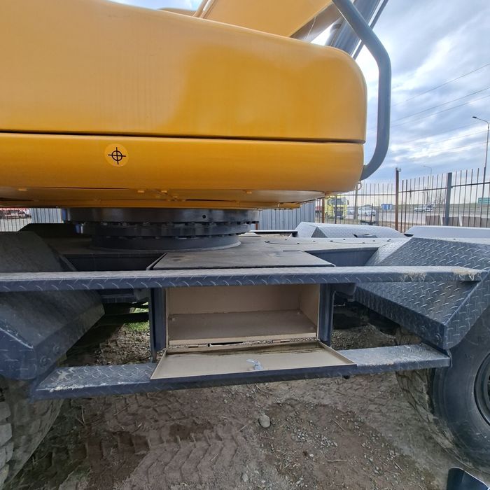 JYL210E Гусеничный Экскаватор 2020г