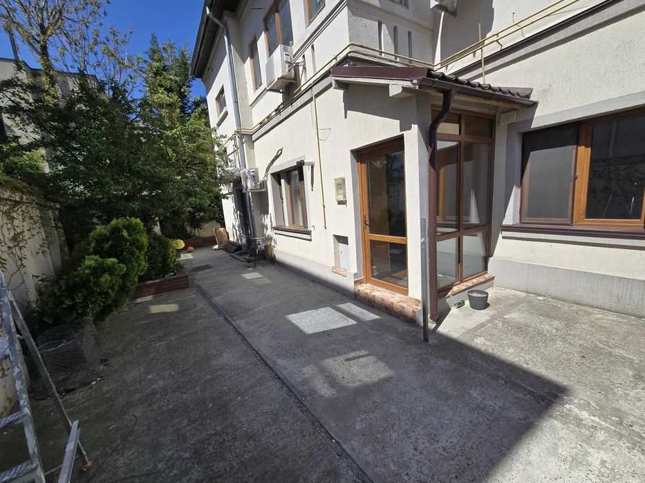 Apartament de inchiriat