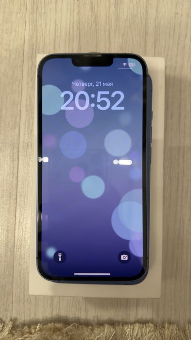 Продаю 13 айфон 128 гб