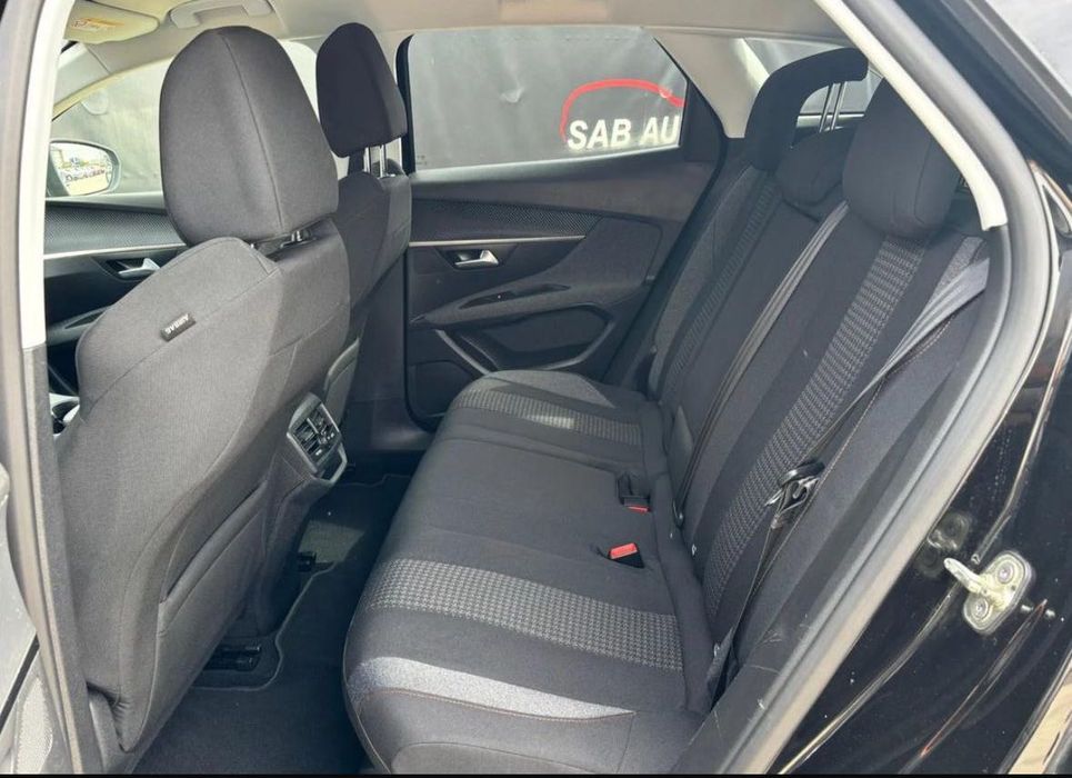 Peugeot 3008 2019 benzină, 7.600 € — imagine 3
