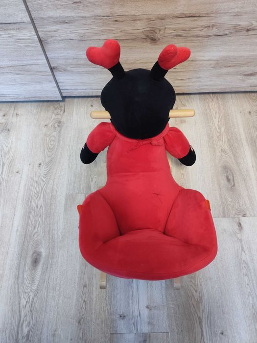 Бебешки шезлонг x 2 и дървена люлка калинка