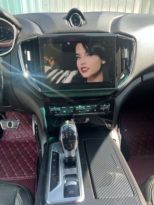 Vând Maserati Ghibli sq4  benzină UNICAT