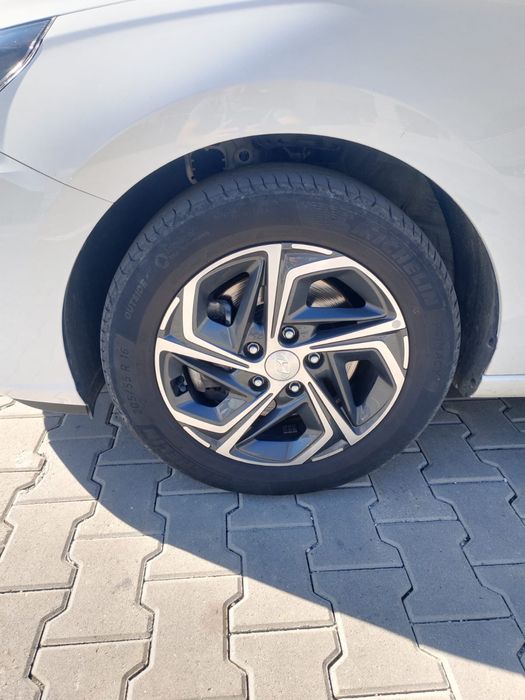 HYUNDAI i30 2023 — imagine 4