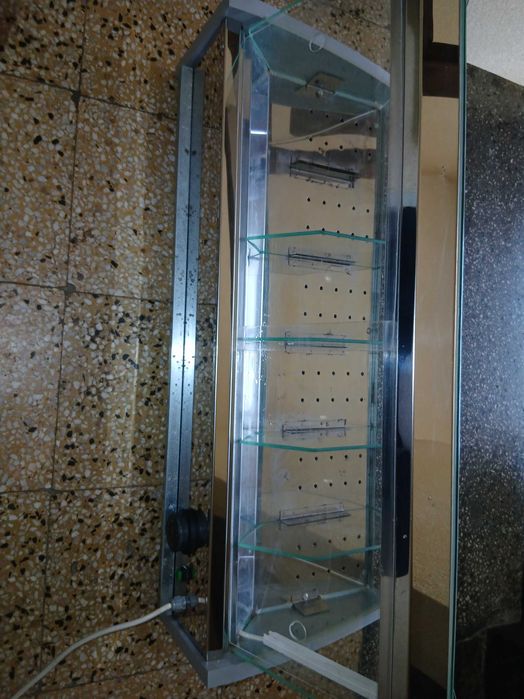 Топла витрина за ядки