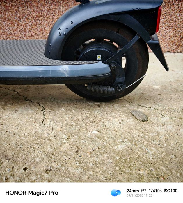 Trotinetă electrică Ninebot E2 – stare excelentă, ca nouă!