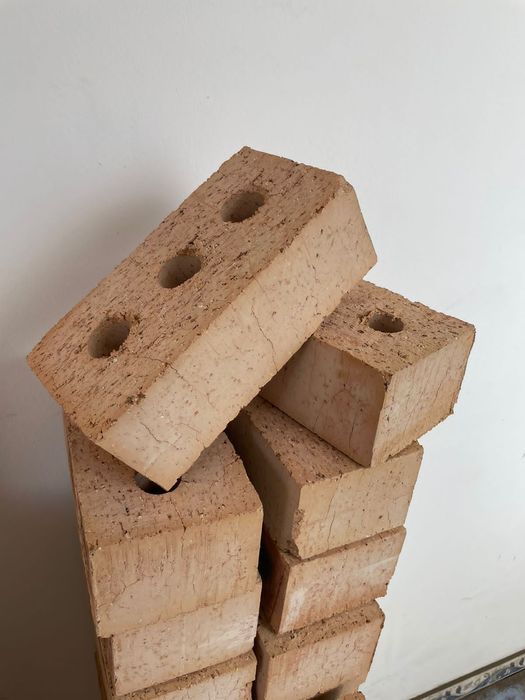 Кирпич оптом и в розницу с завода