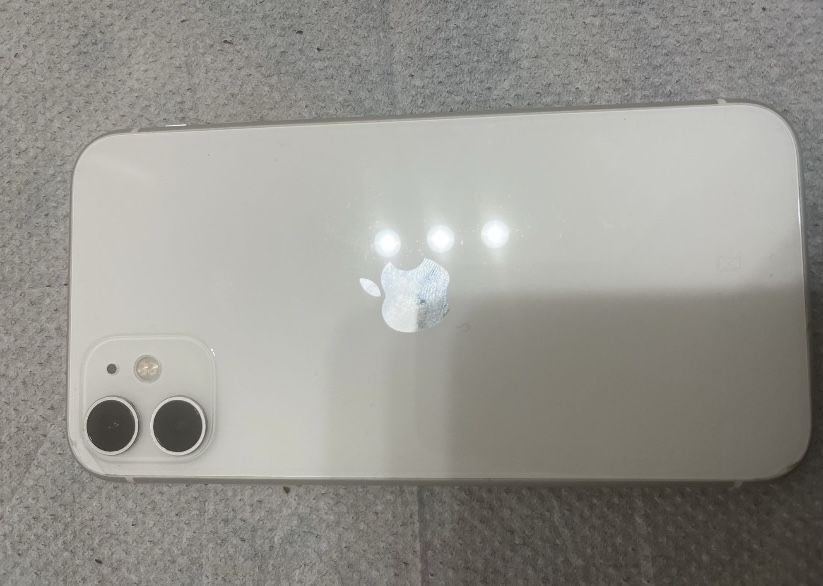 Продается Айфон 11 хорошем состоянии