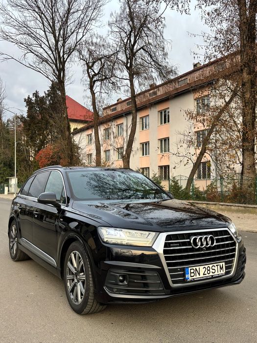 Audi q7   3.0  2017