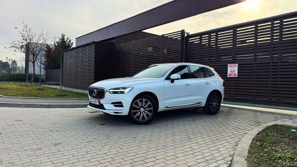 Volvo XC 60 Inscription AWD Keyless Kamera Piele Distronic+ Blis Full LED Carlig