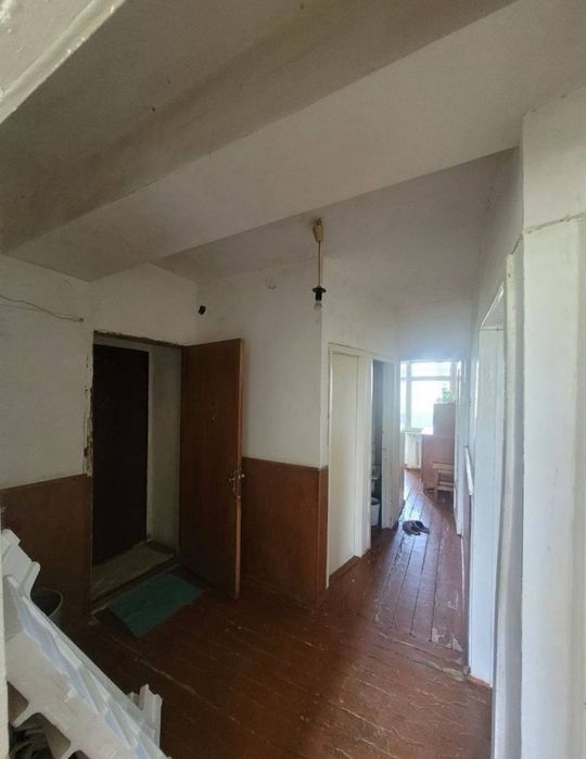 Ц6 очень срочно Жк Казахстан квартира 3х комнатная не торцевая Пустая