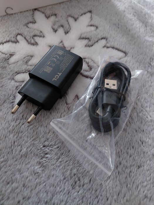 Телефон TCL 509K