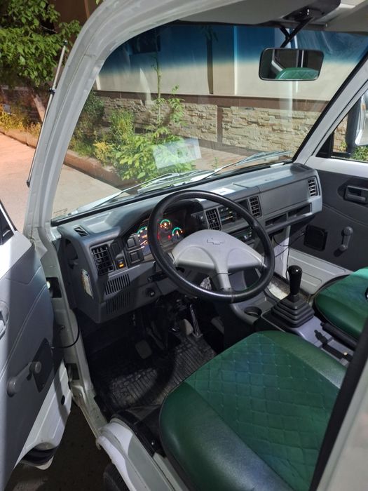 Chevy Damas 2 сотилади