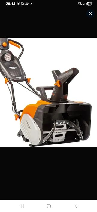 Продам снегоуборочную машину