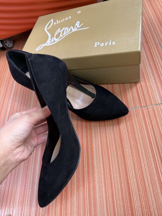 Туфли черные классика 39 р