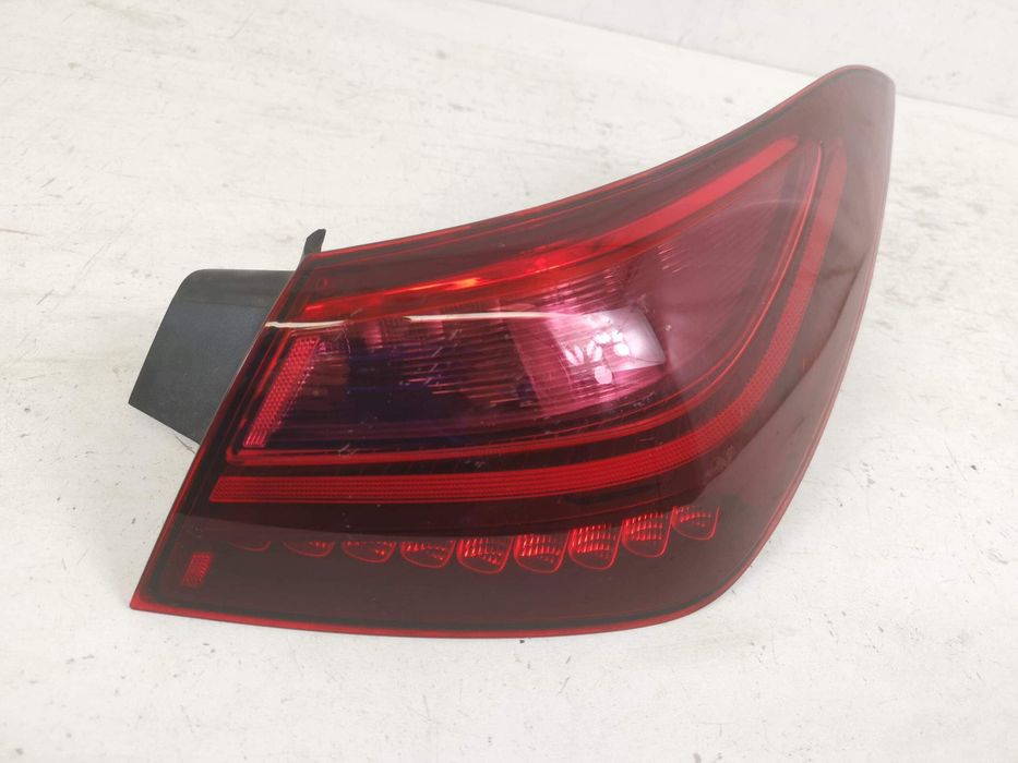 Мерцедес-Бенц CLA-Class / Mercedes-Benz CLA-Class C118 Стоп Светлина З