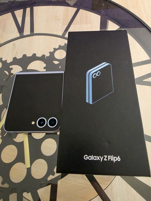 Samsung galaxy z Flip 6