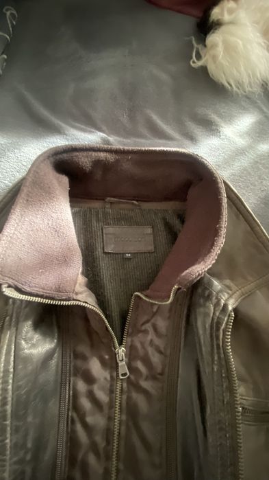 Продавам кожено яке