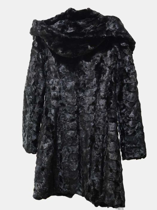 Продам шубу недорого 50.000 тг