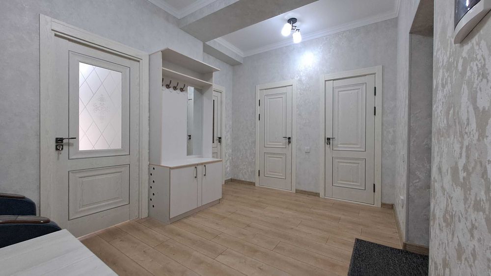 Новостройкадан 1-хонали евроремонт квартира сотилади