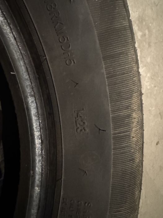 Продам шины 215/60 R16