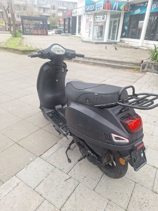 Продава се скутер 50 кубика